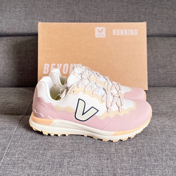 Veja Shoes - Veja Fitz Roy Sneakers